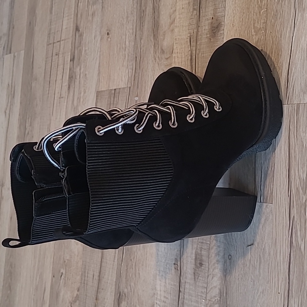 Mix No. 6 lace up boots Size 8.5 - Picture 6 of 9